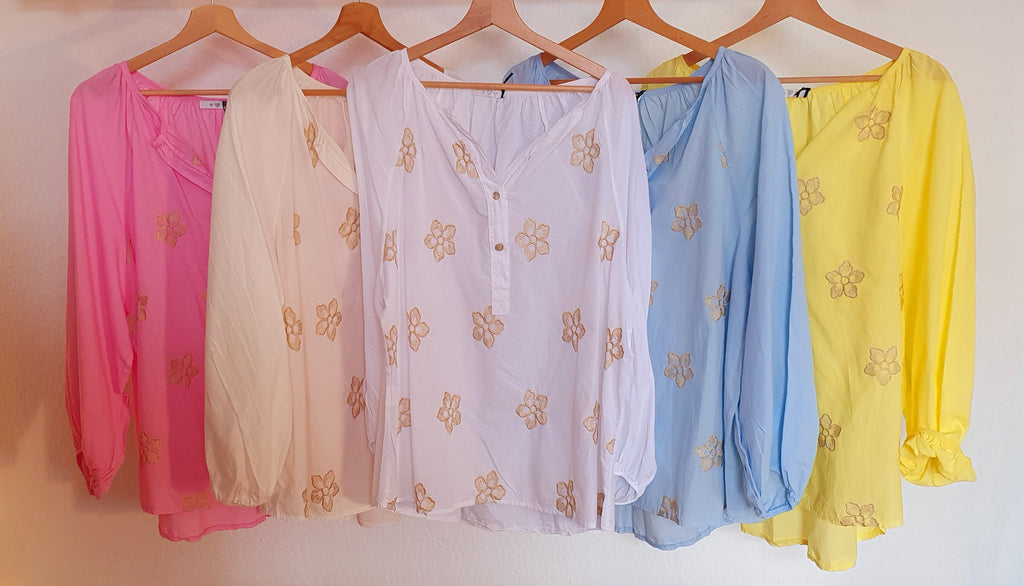 Bluse mit Stickerei